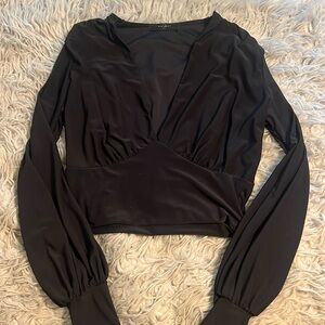 Women’s black top